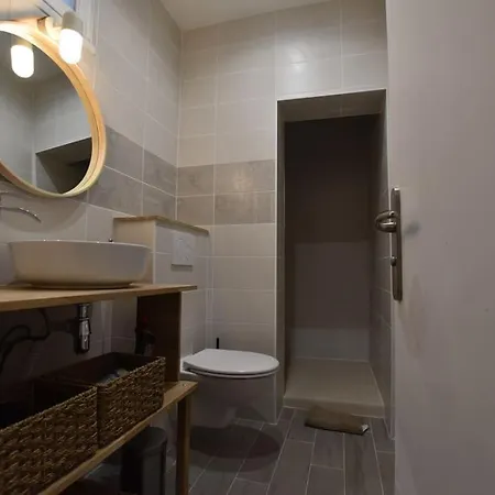 Le Nid Des Voyageurs Apartment Nantes Exterior photo